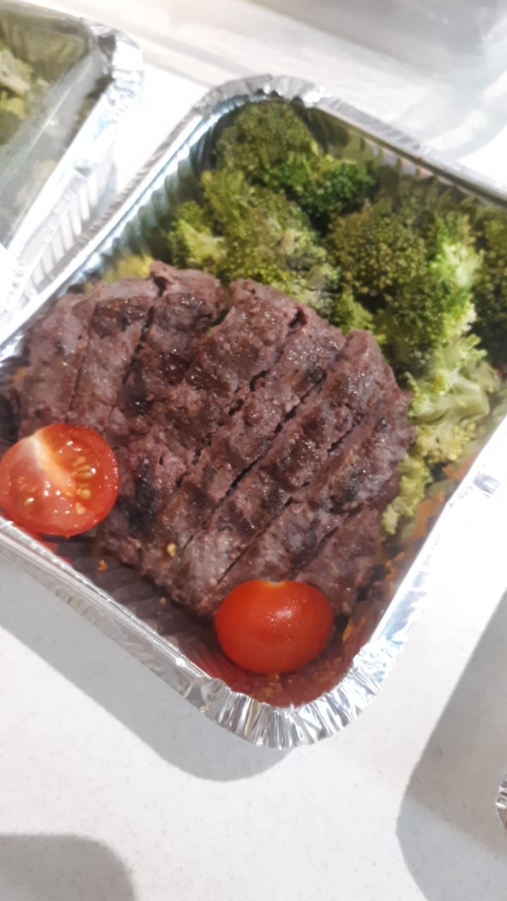Ostrich Patty. Broc & Sweet Potato (280g)