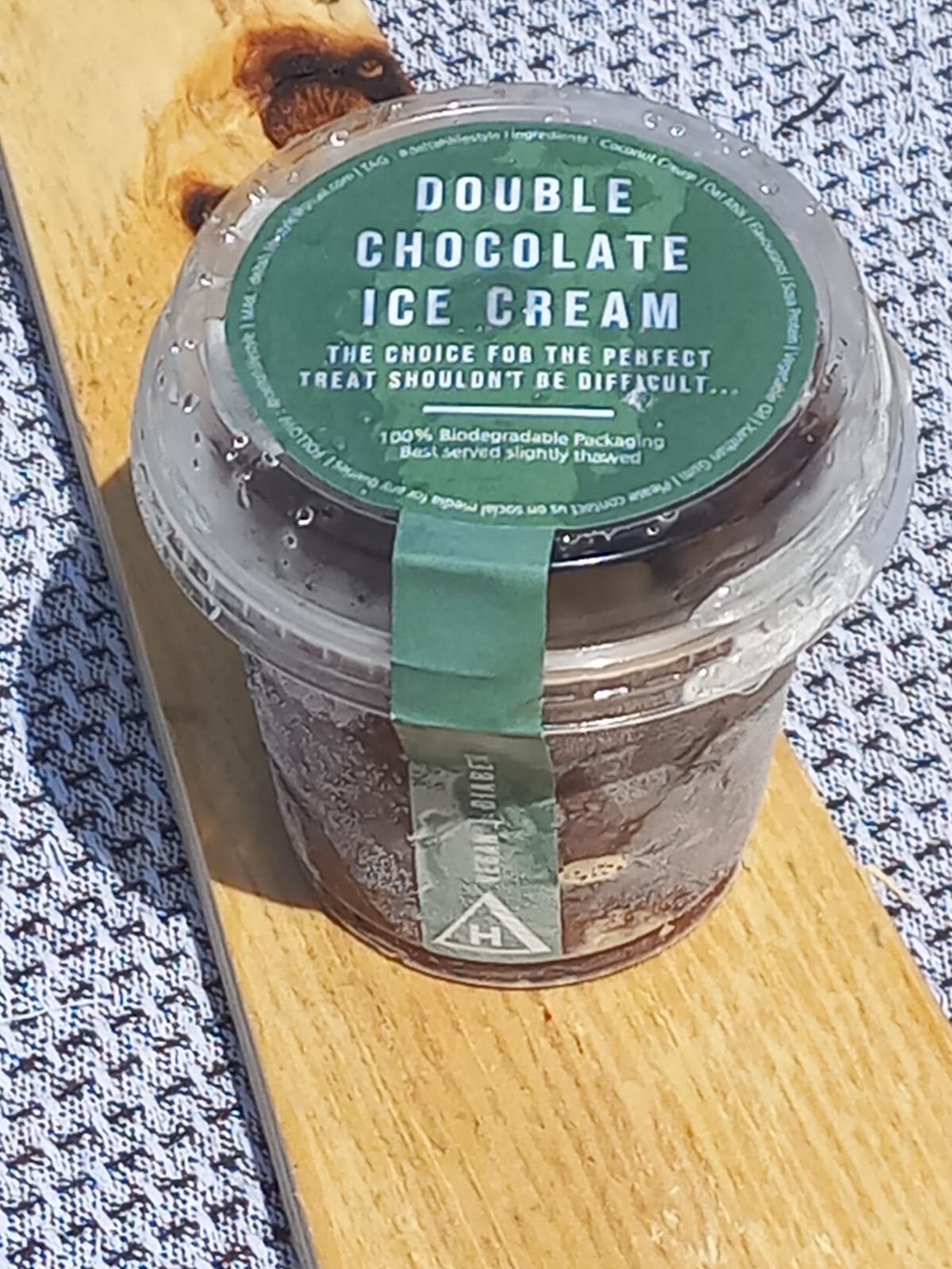 VEGAN Chocolate Ice Cream (170ml)