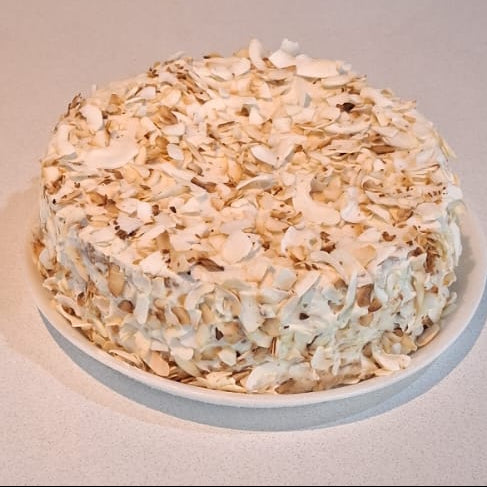 Vanilla & White Chocolate Cake - WHOLE